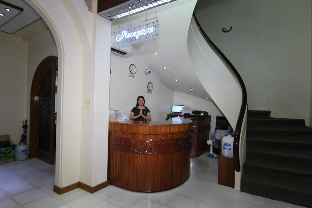 Hotel Windsor Yangon Exterior foto