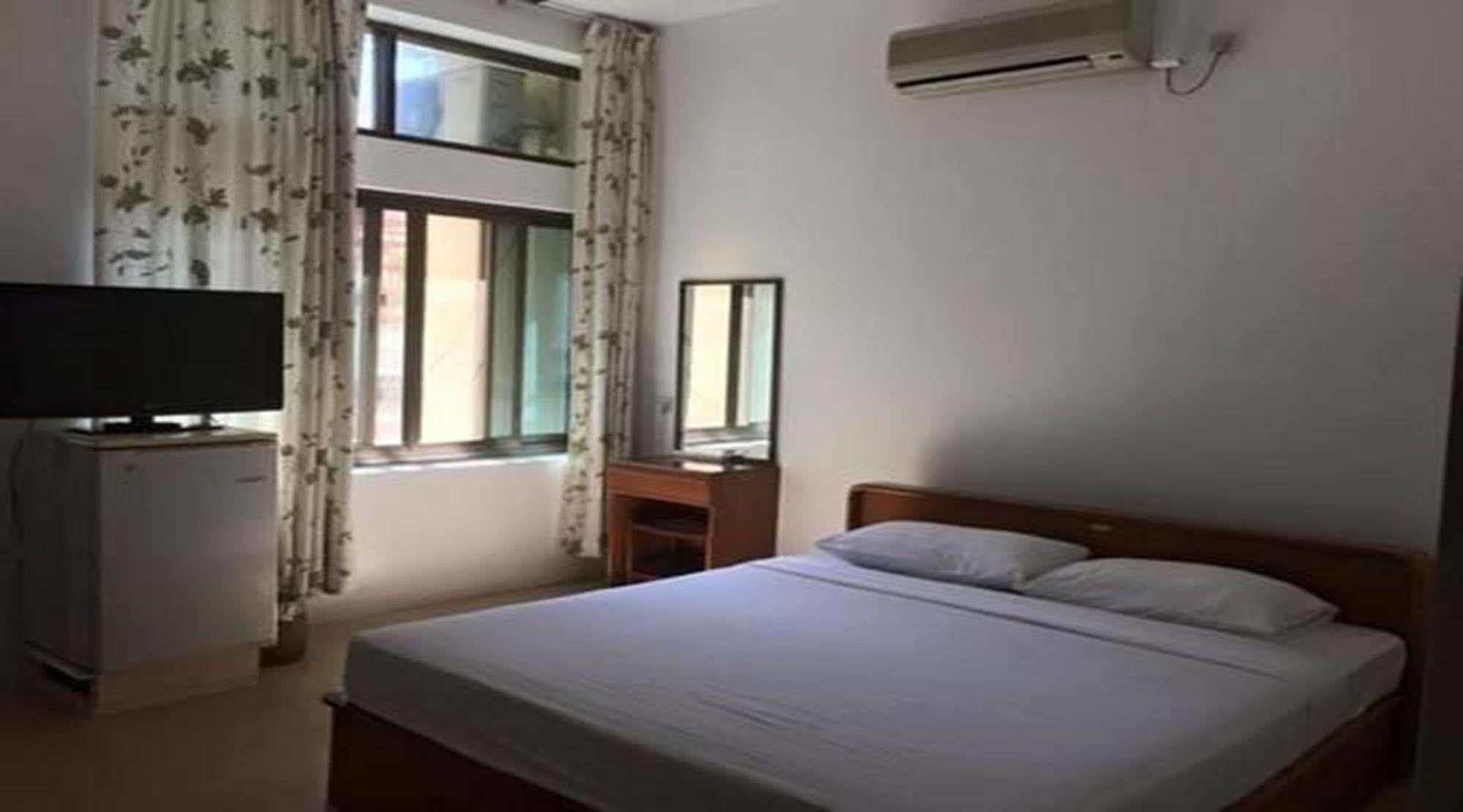 Hotel Windsor Yangon Exterior foto